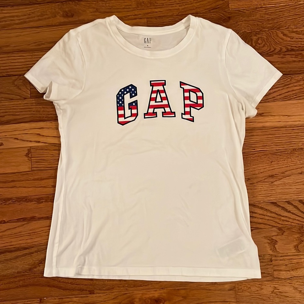 Gap short Sleeve Tee